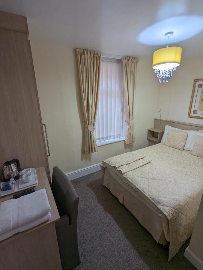 The Stafford Bed & Breakfast Blackpool Luaran gambar