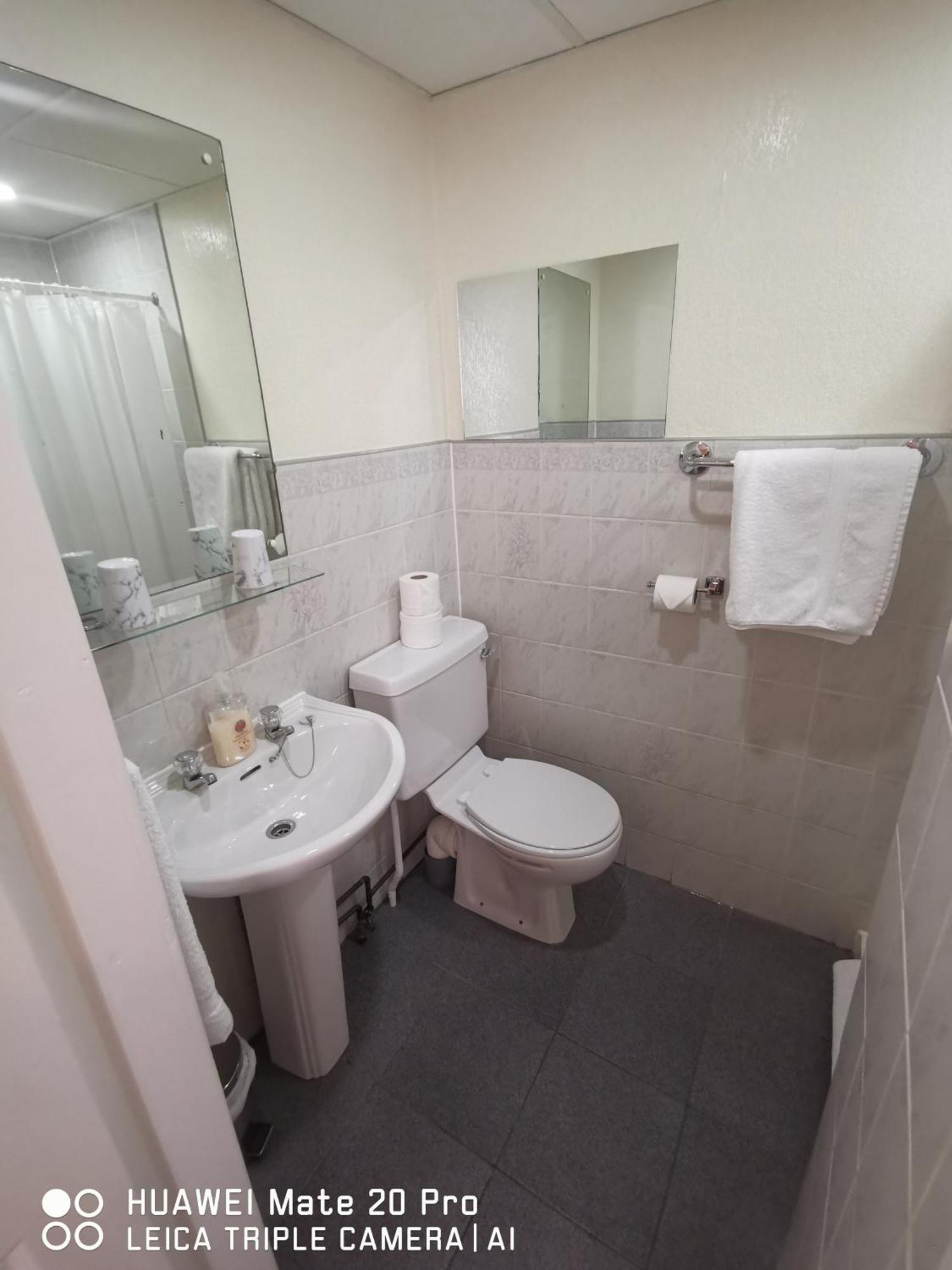 The Stafford Bed & Breakfast Blackpool Bilik gambar