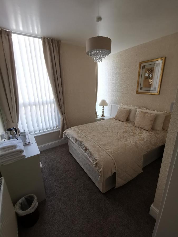 The Stafford Bed & Breakfast Blackpool Luaran gambar