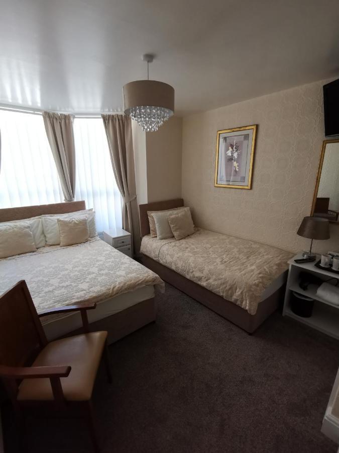 The Stafford Bed & Breakfast Blackpool Luaran gambar